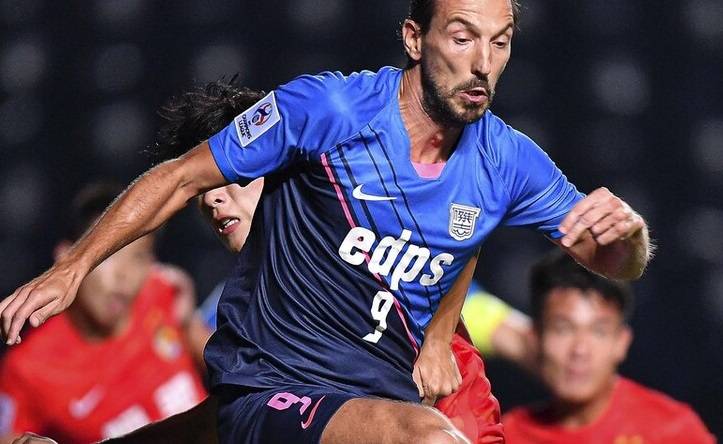 包含转会期欧联传出新动向,广州队远射贴柱,管理层表态:球迷炸锅,更衣室氛围转暖的词条-九游登录入口