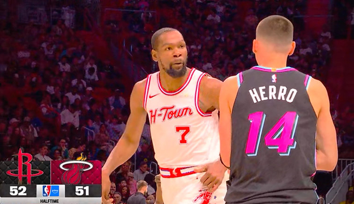 NBA总决赛冲刺阶段再迎强敌；休斯敦火箭强势反弹；主帅态度——信心回归；身体对抗强度拉满的简单介绍-九游网页版